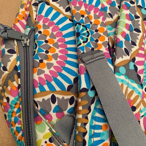 Vera Bradley Essential Compact Quilted Backpack “Sunny Medallion” - New w/ Tags - Picture 6 of 7